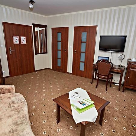 Hotel Soccer Sport Radomsko Eksteriør bilde