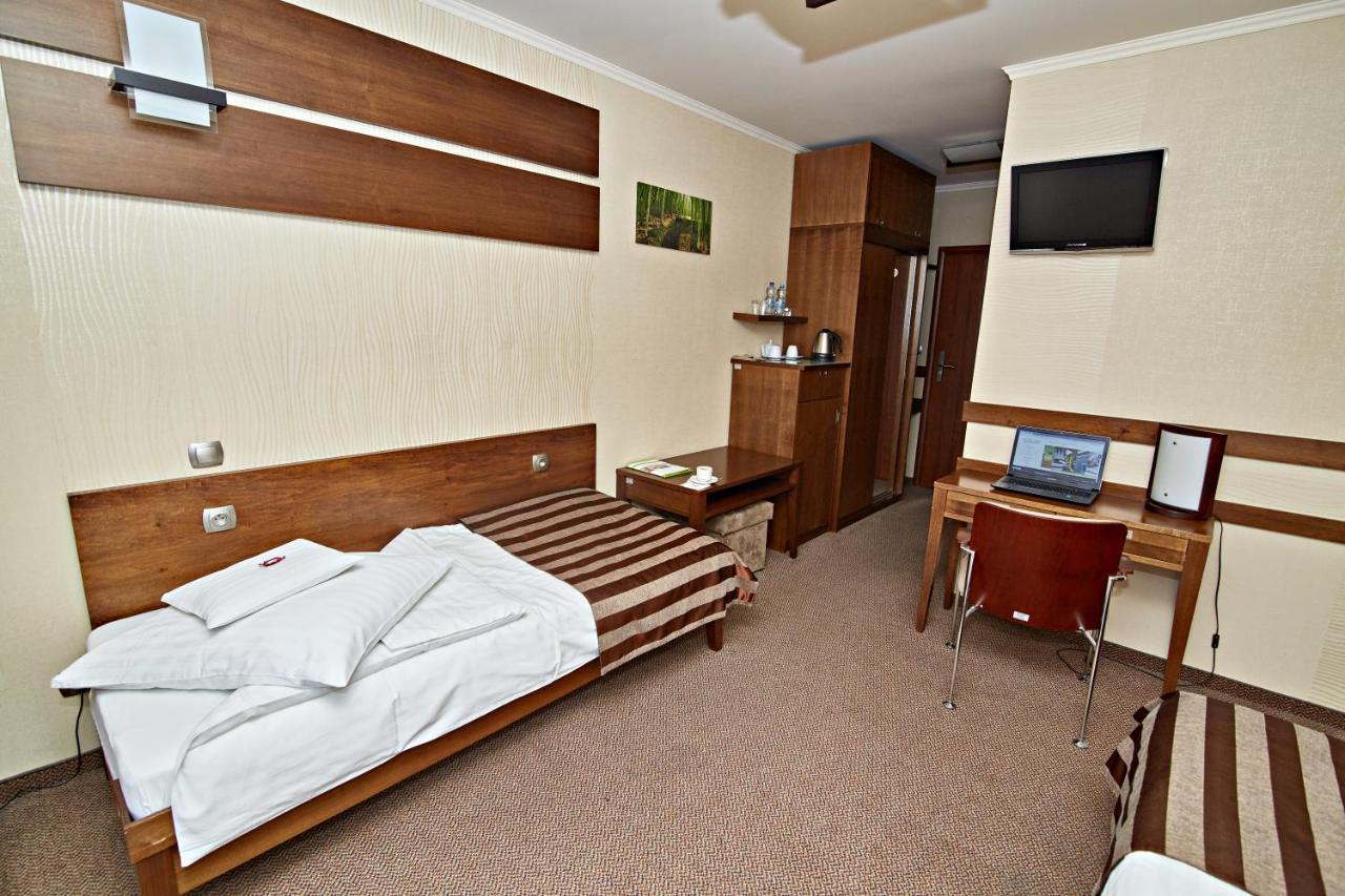Hotel Soccer Sport Radomsko Eksteriør bilde