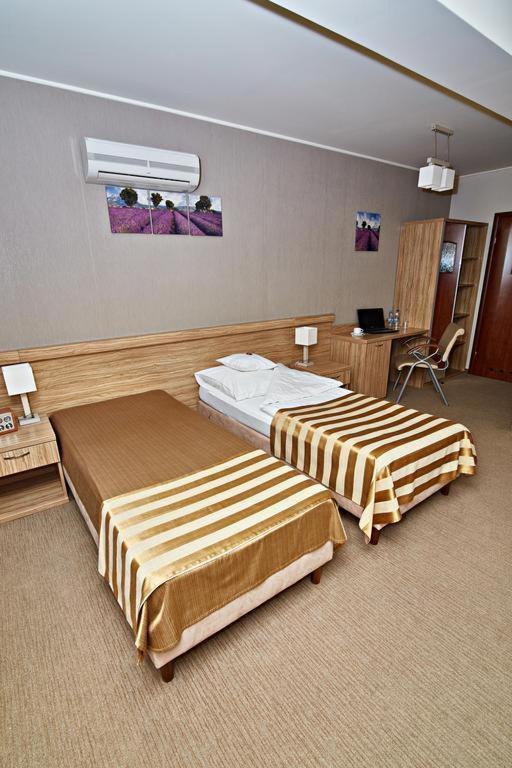 Hotel Soccer Sport Radomsko Eksteriør bilde